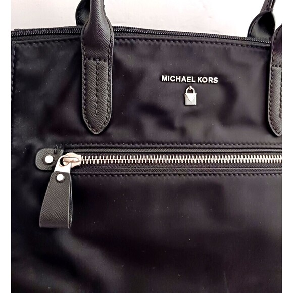 Michael Kors Kelsey Lg Tote Blk Nylon w Blk Saffiano Leather Straps - Picture 3 of 12